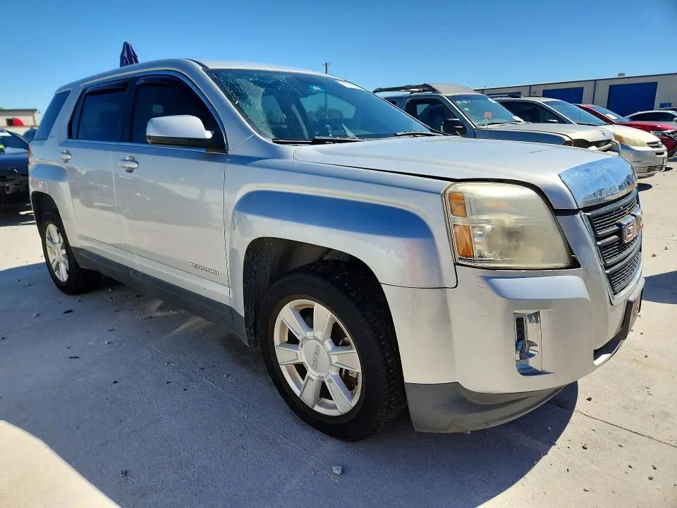 2013 GMC TERRAIN SLE  