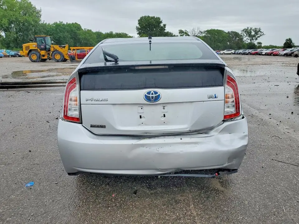 2013 TOYOTA PRIUS TWO  