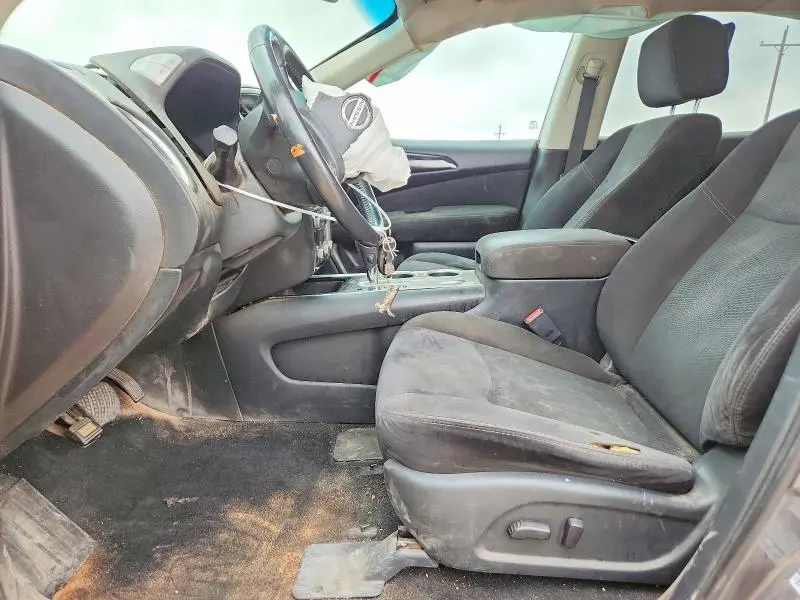 2015 NISSAN PATHFINDER SV  