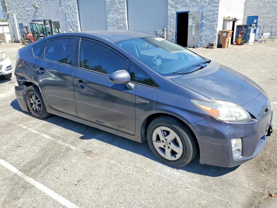 2010 TOYOTA PRIUS II  