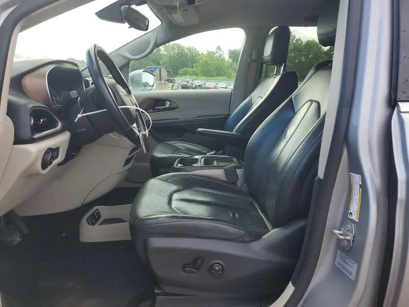 2017 CHRYSLER PACIFICA TOURING L  