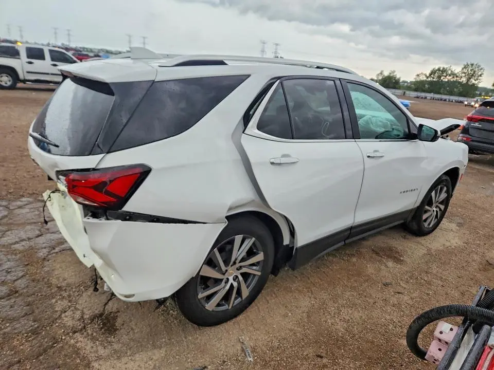 2022 CHEVROLET EQUINOX PREMIER  