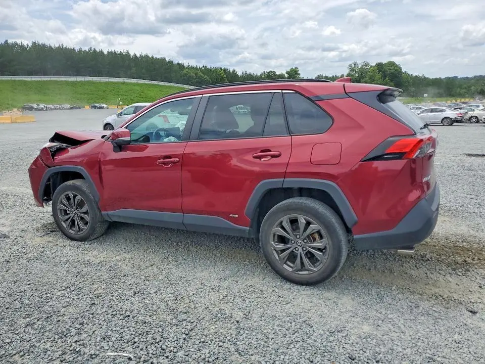 2022 TOYOTA RAV4 XLE PREMIUM  