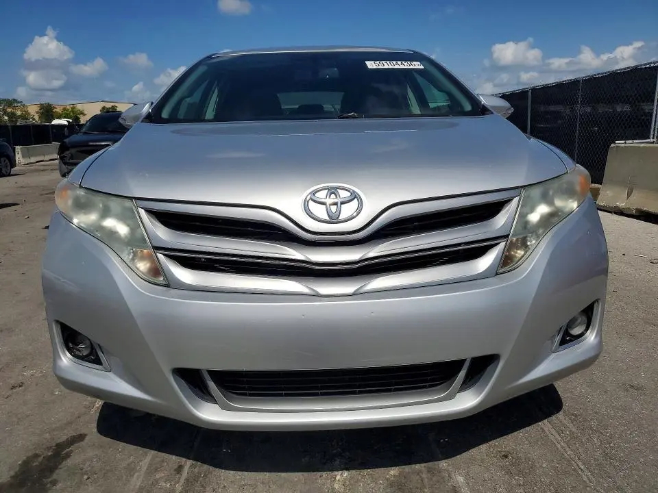 2013 TOYOTA VENZA LE  