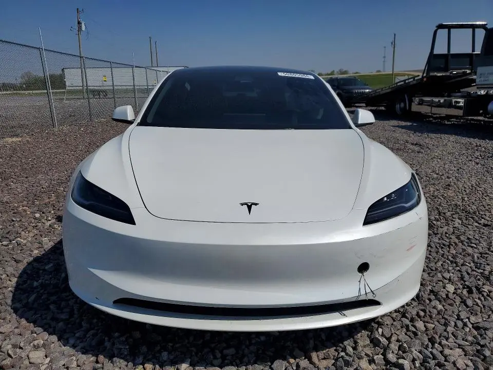 2025 TESLA MODEL 3   