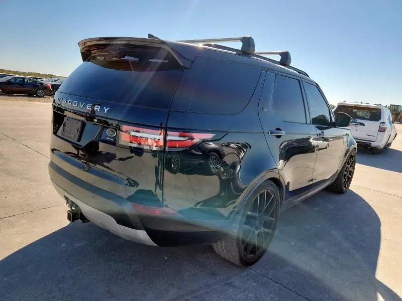 2017 LAND ROVER DISCOVERY HSE LUXURY  