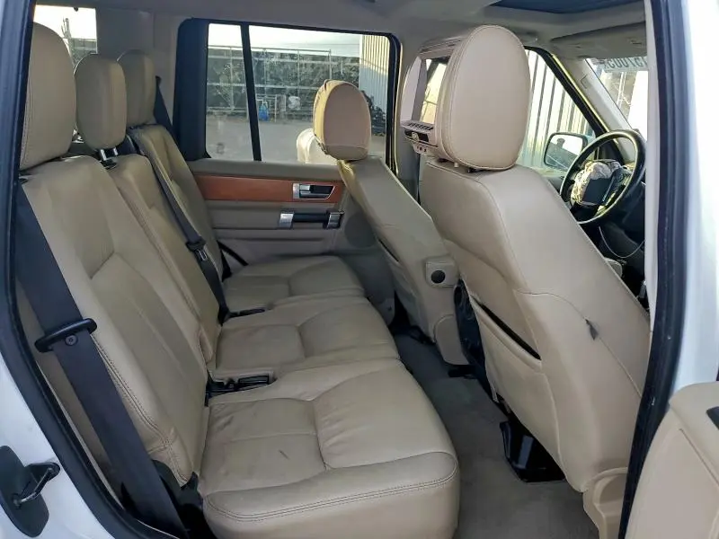 2012 LAND ROVER LR4 HSE LUXURY  