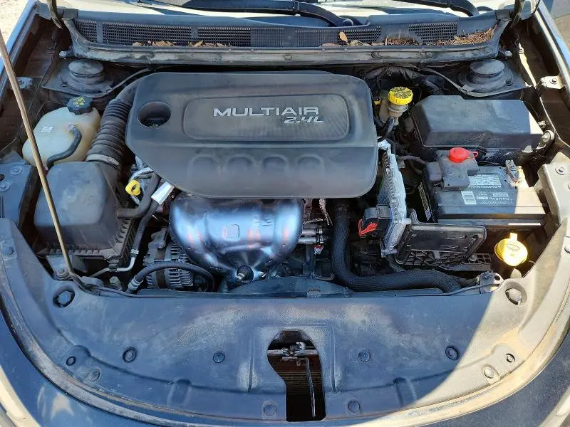 2015 DODGE DART SXT  