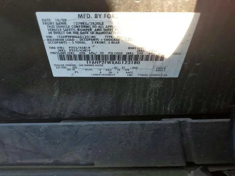 2010 FORD TAURUS LIMITED  