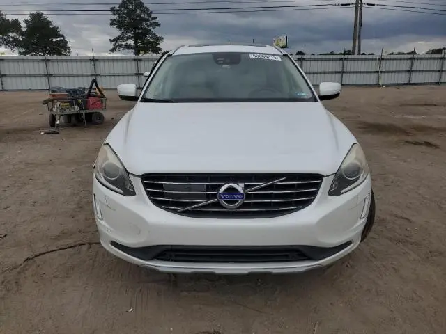 2016 VOLVO XC60 T6 PLATINUM  