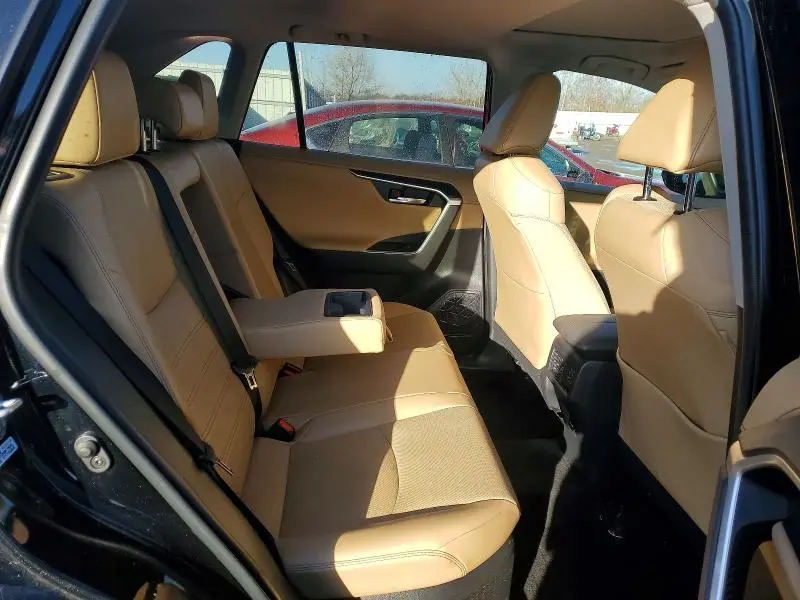 2022 TOYOTA RAV4 LIMITED  