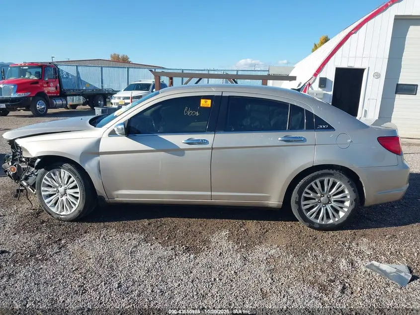 2013 CHRYSLER 200 LIMITED