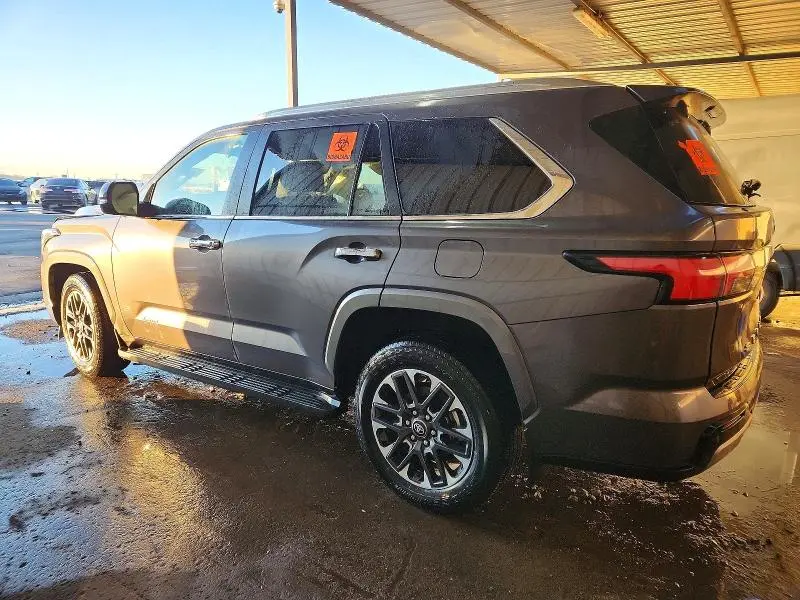 2025 TOYOTA SEQUOIA SR5  