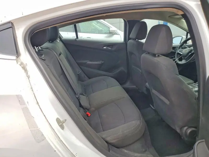 2016 CHEVROLET CRUZE LT  