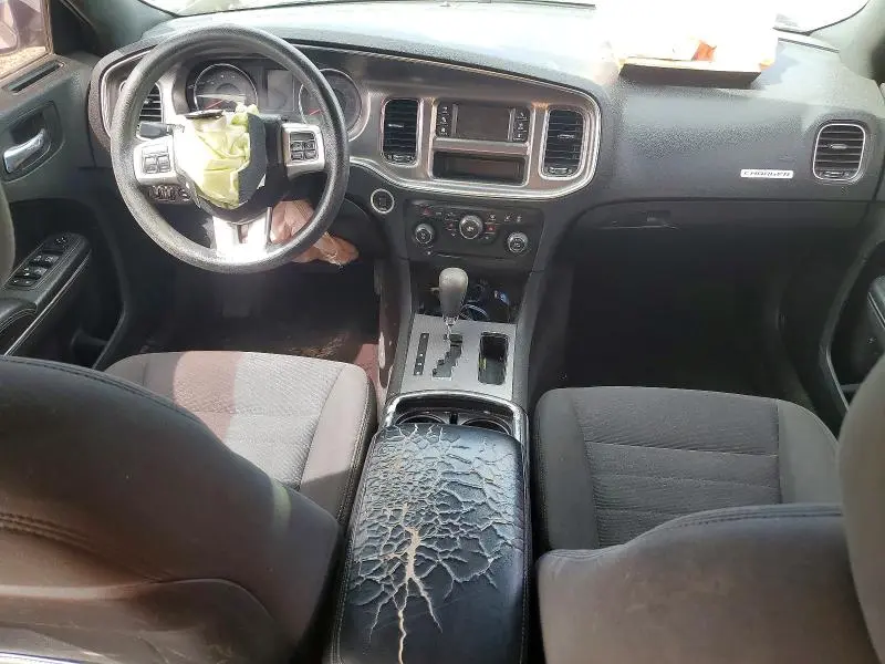 2012 DODGE CHARGER SE  