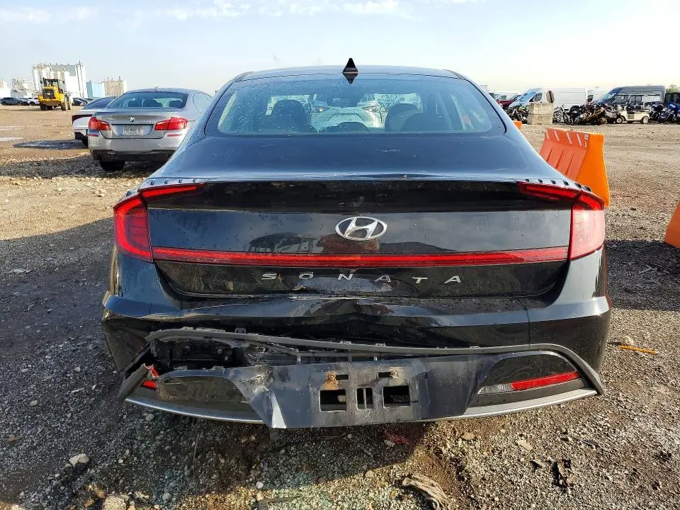 2020 HYUNDAI SONATA SE  