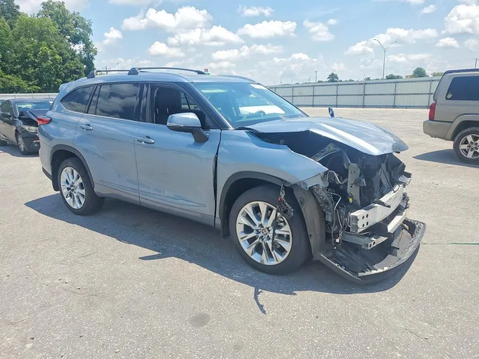 2021 TOYOTA HIGHLANDER LIMITED  