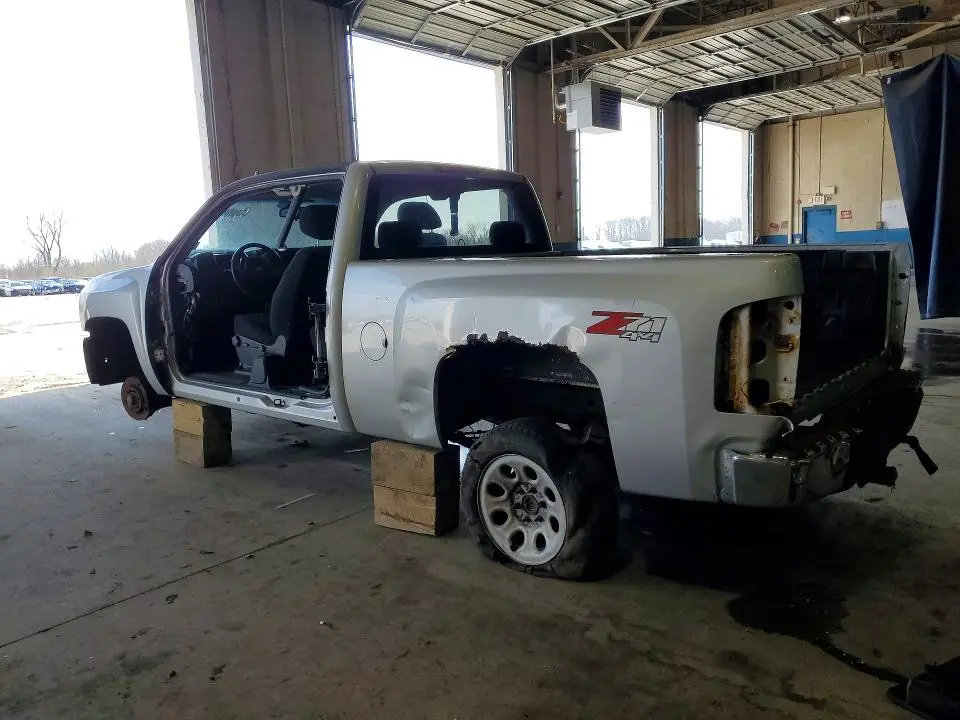 2010 CHEVROLET SILVERADO K1500 LT  