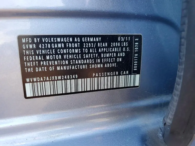 2011 VOLKSWAGEN GOLF   