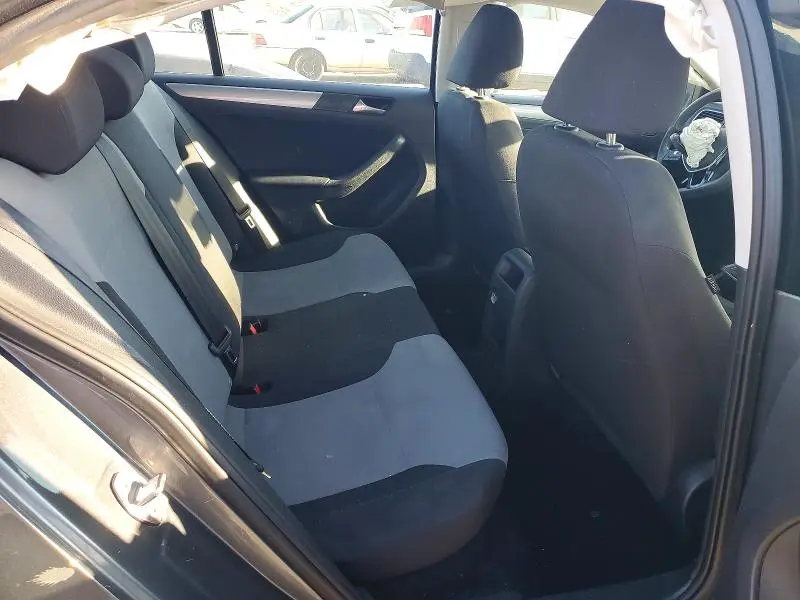 2018 VOLKSWAGEN JETTA S  