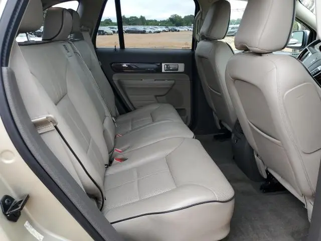 2010 LINCOLN MKX   