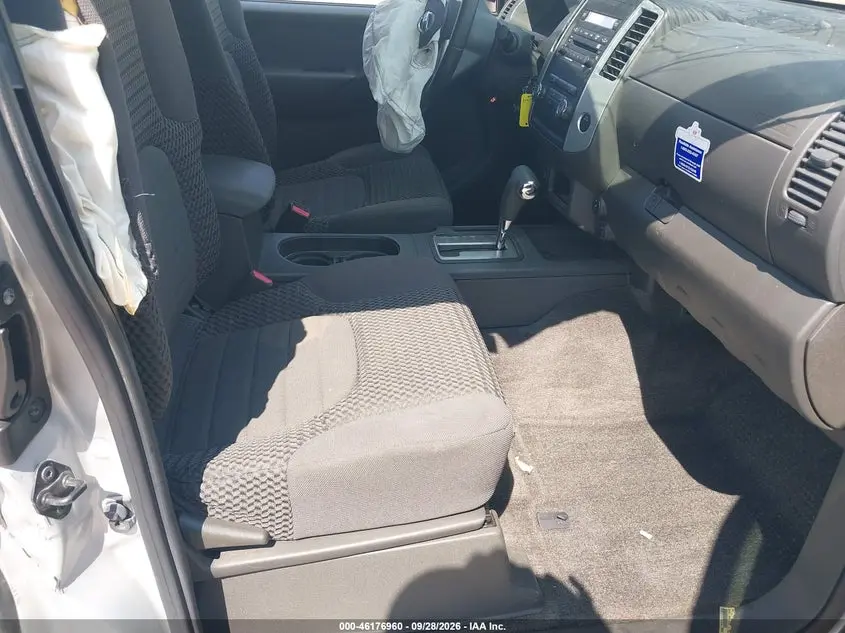 2012 NISSAN FRONTIER SV