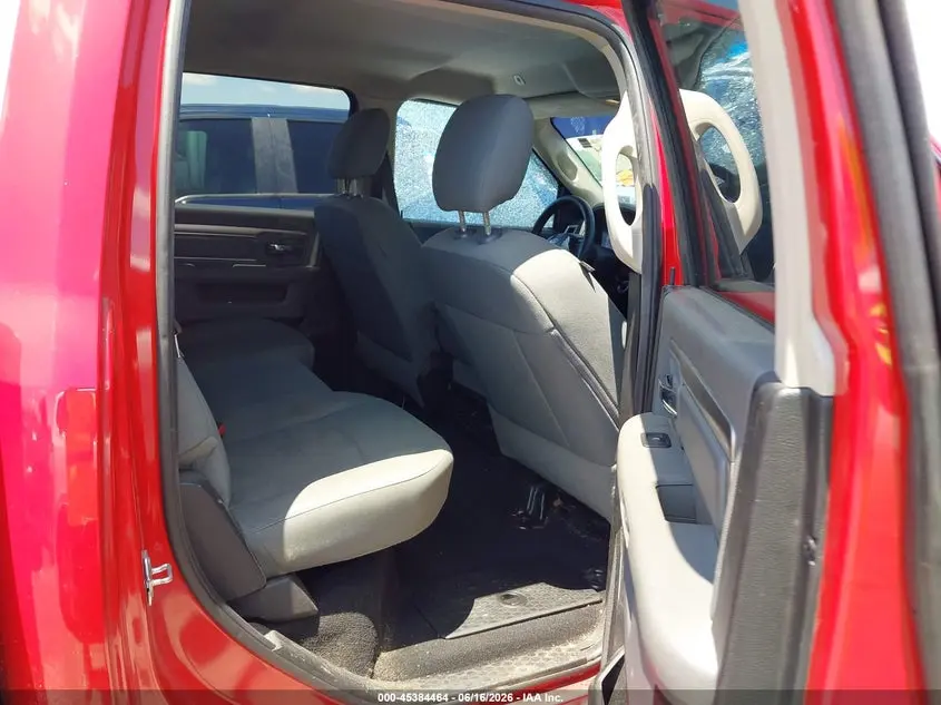 2019 RAM 1500 CLASSIC SLT  4X4 6'4 BOX