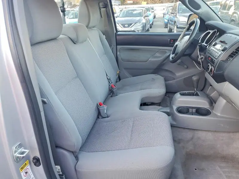 2011 TOYOTA TACOMA BASE  