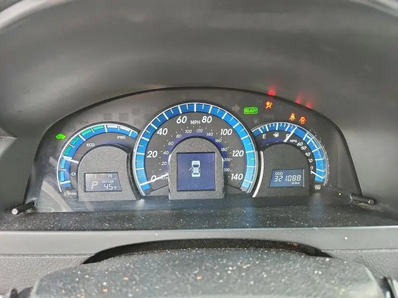 2012 TOYOTA CAMRY HYBRID  