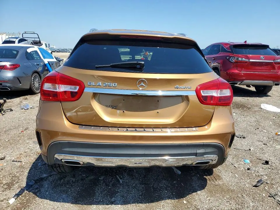 2018 MERCEDES-BENZ GLA 250 4MATIC  