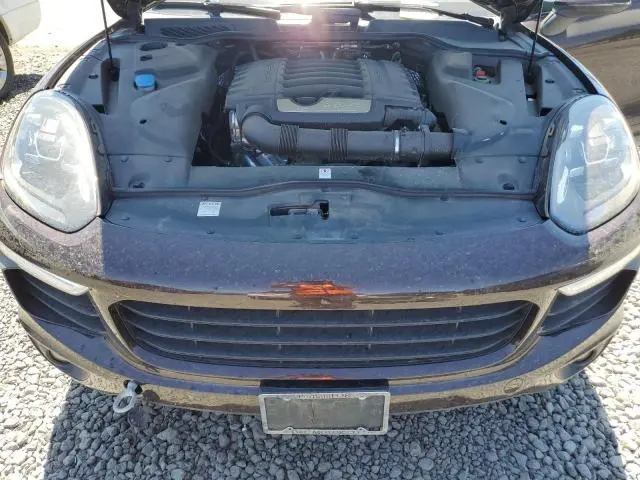 2017 PORSCHE CAYENNE   
