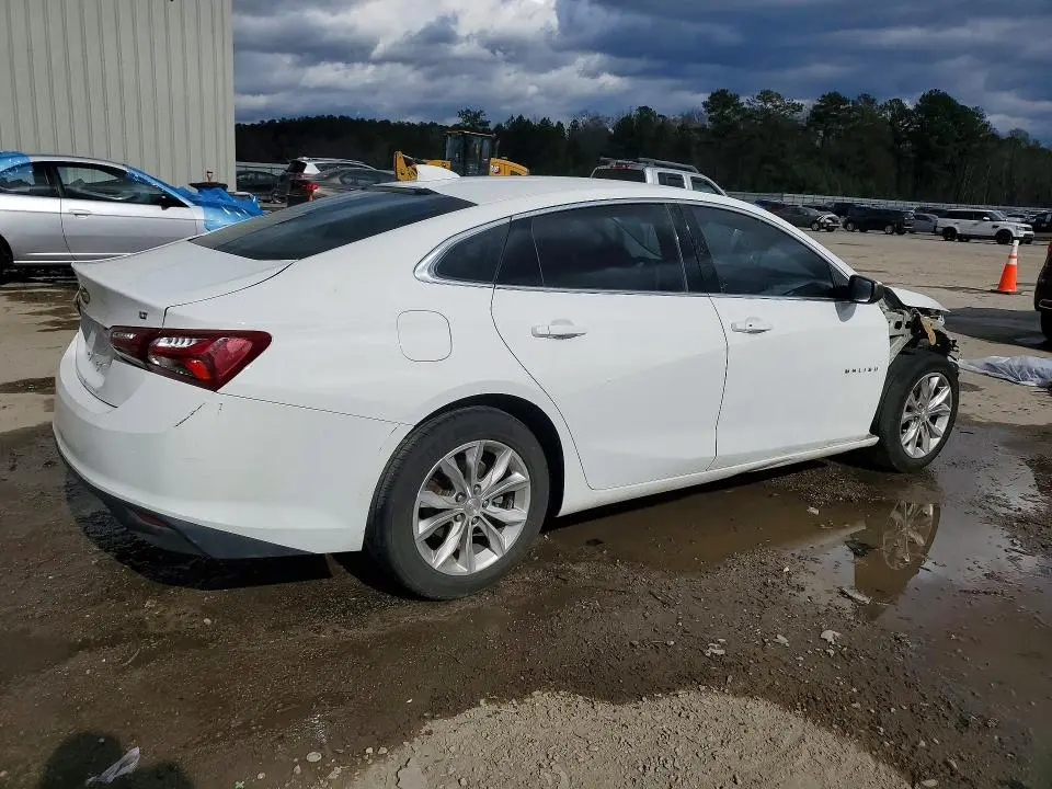 2021 CHEVROLET MALIBU LT  