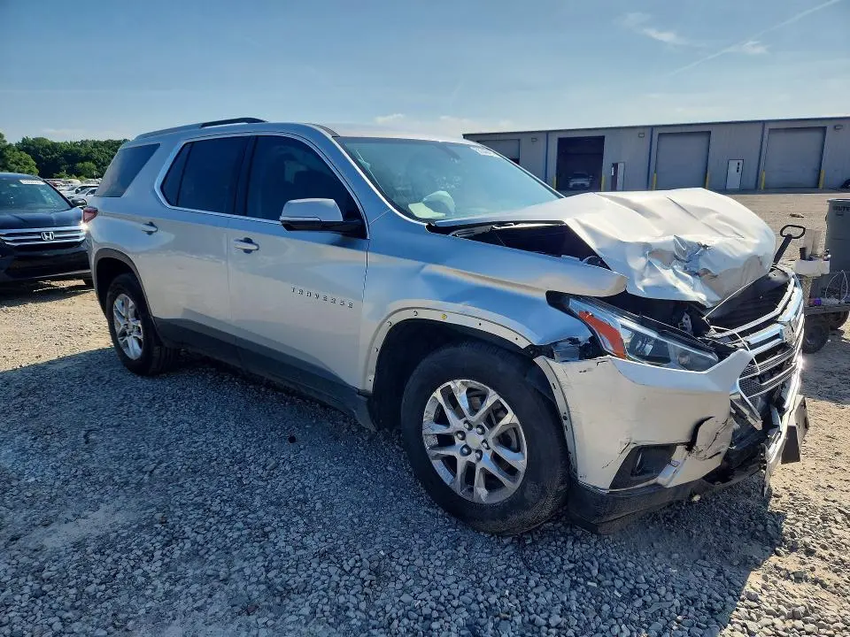 2018 CHEVROLET TRAVERSE LT  
