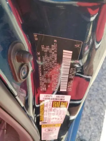 2011 TOYOTA SIENNA LE  