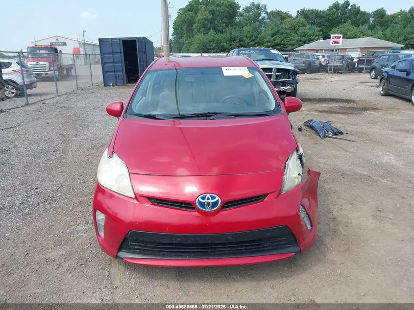 2013 TOYOTA PRIUS THREE