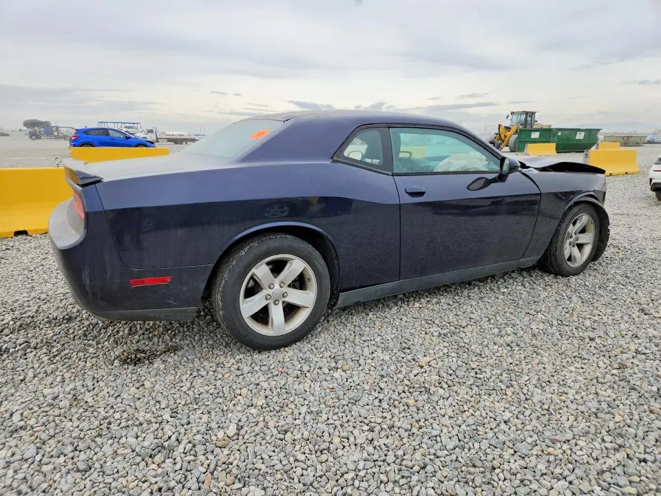2012 DODGE CHALLENGER SXT  