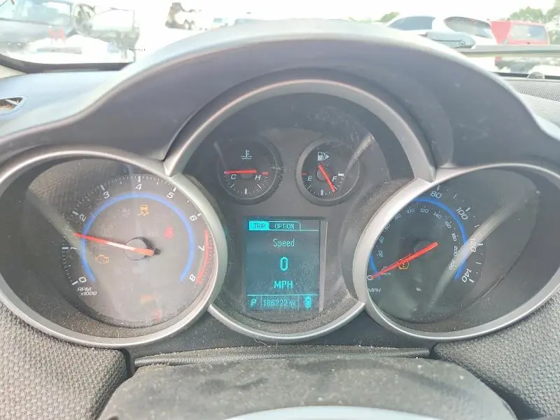 2015 CHEVROLET CRUZE LT  