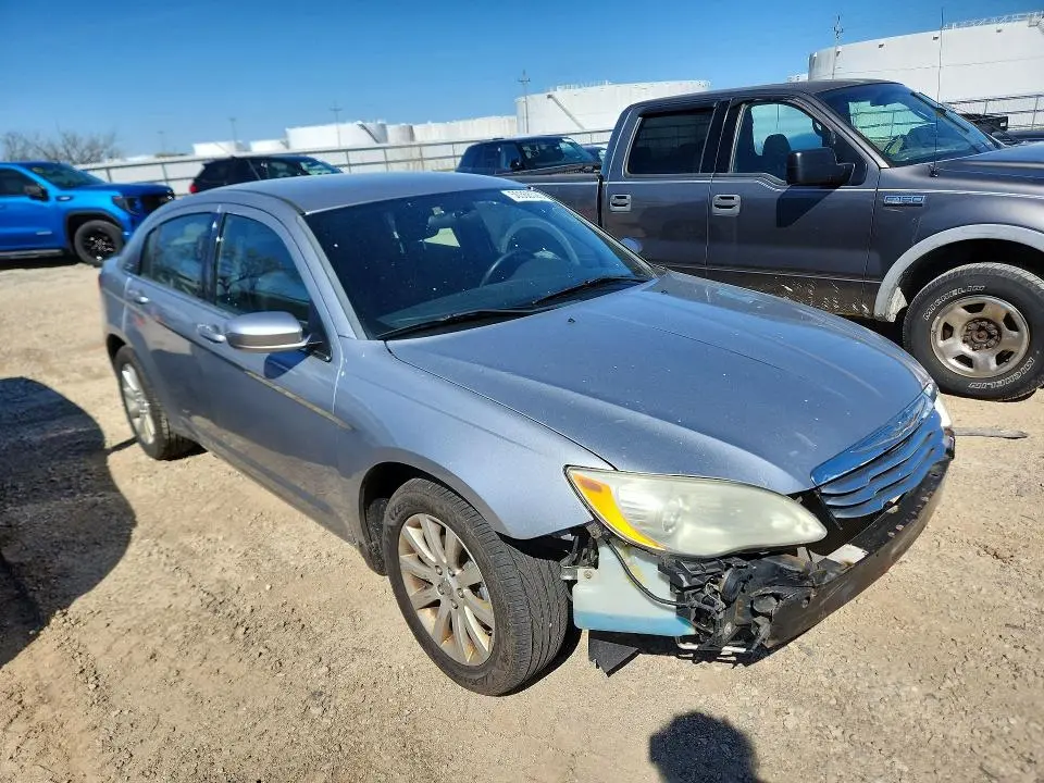 2013 CHRYSLER 200 TOURING  