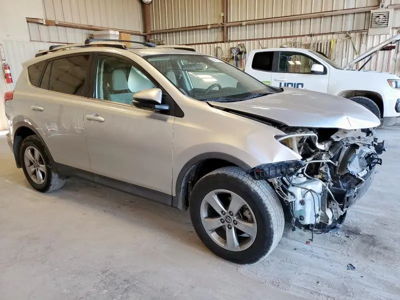 2015 TOYOTA RAV4 XLE  
