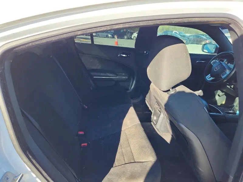 2014 DODGE CHARGER SE  