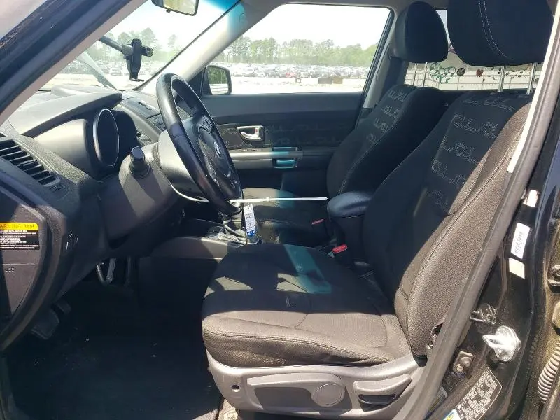 2013 KIA SOUL +  