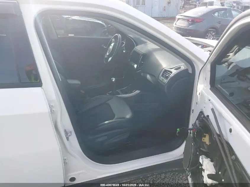 2018 JEEP COMPASS LATITUDE 4X4