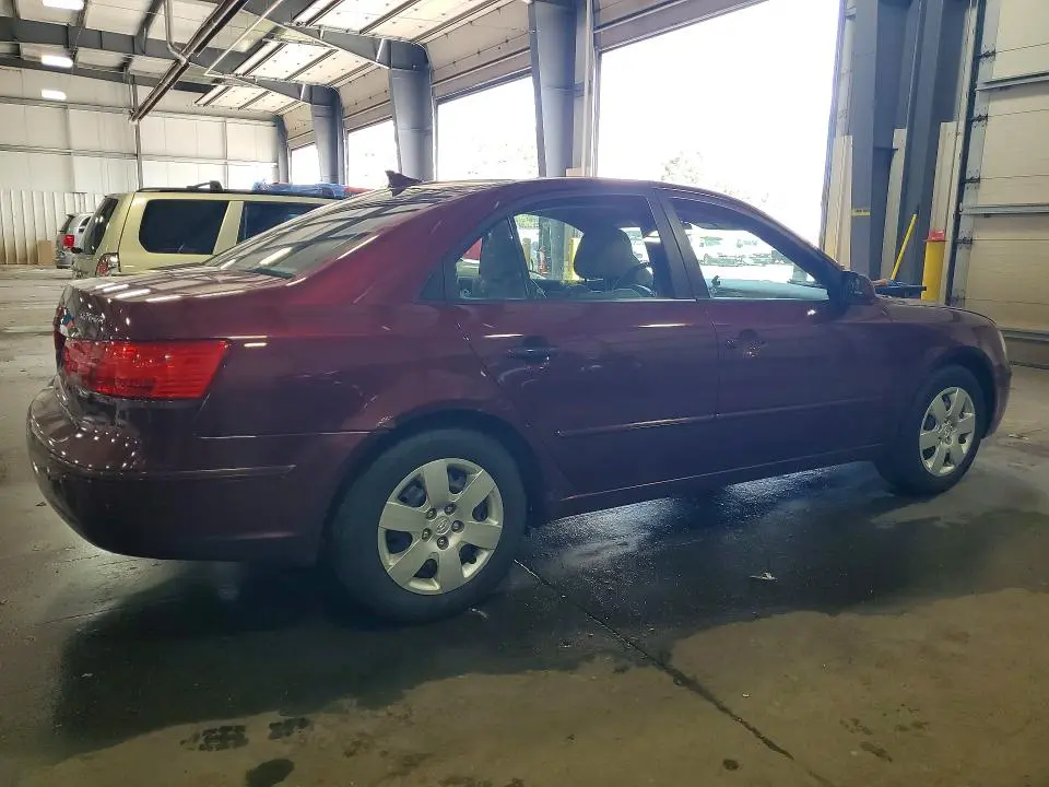 2010 HYUNDAI SONATA GLS  