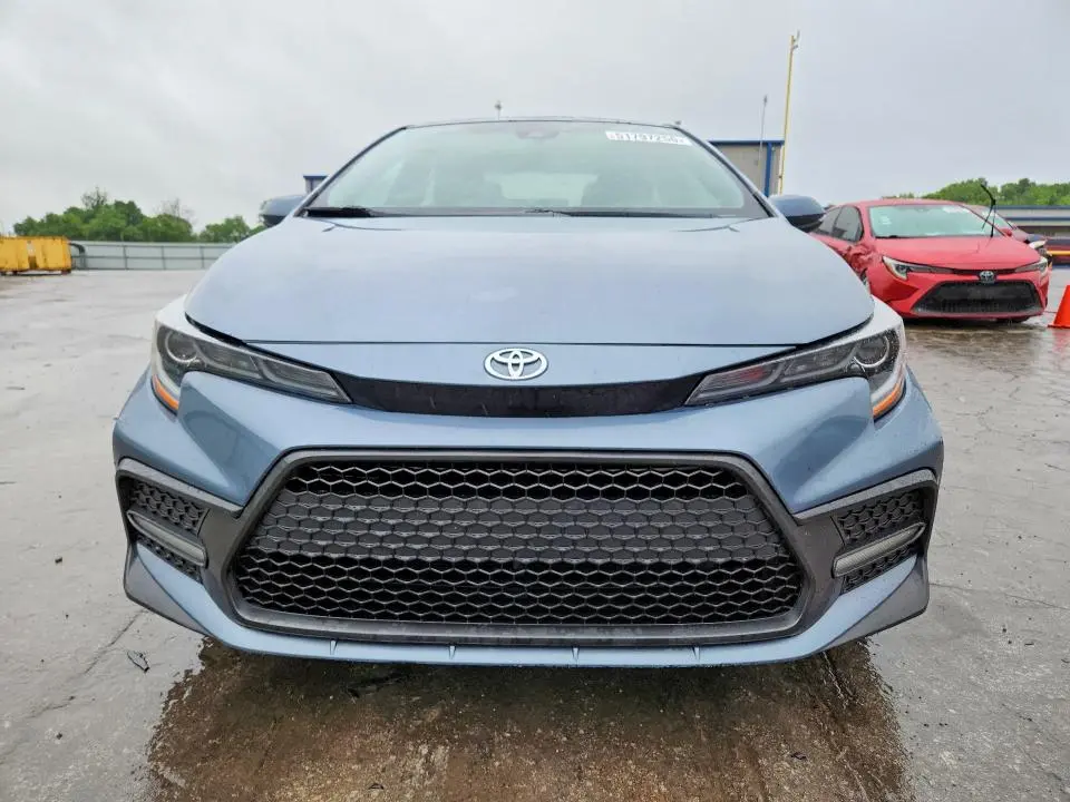 2020 TOYOTA COROLLA SE  