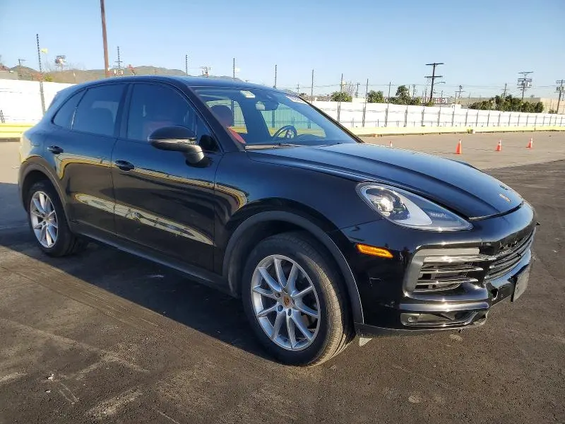 2019 PORSCHE CAYENNE   