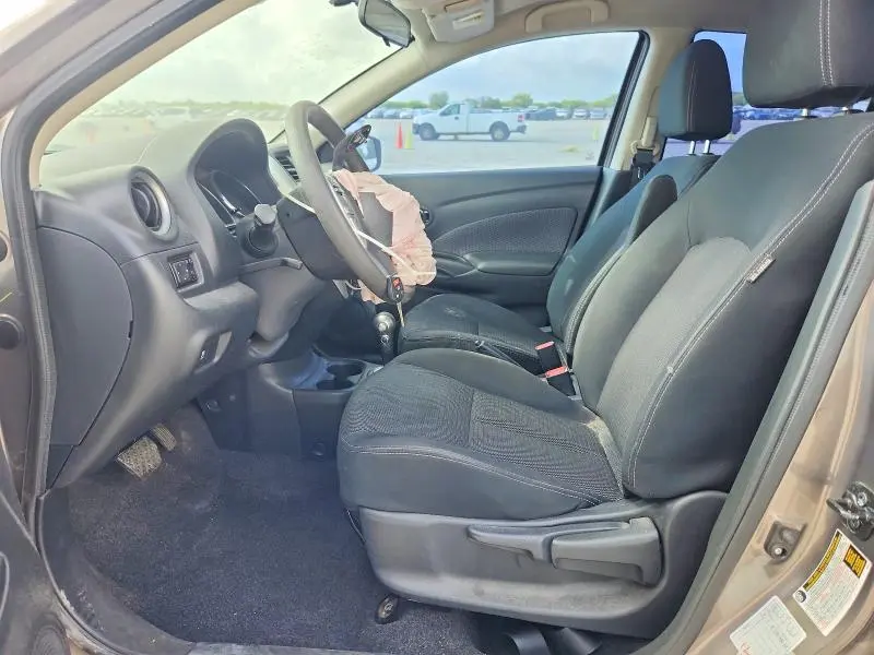 2016 NISSAN VERSA 1.6 SV  