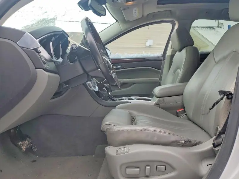 2011 CADILLAC SRX LUXURY COLLECTION  