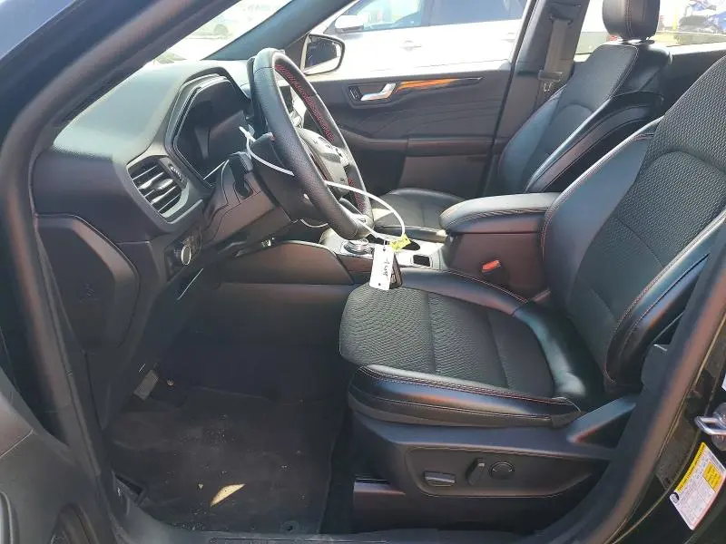 2025 FORD ESCAPE ST LINE  