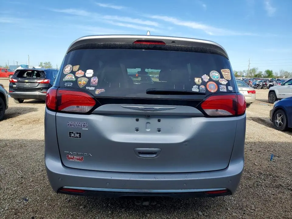 2017 CHRYSLER PACIFICA TOURING L  