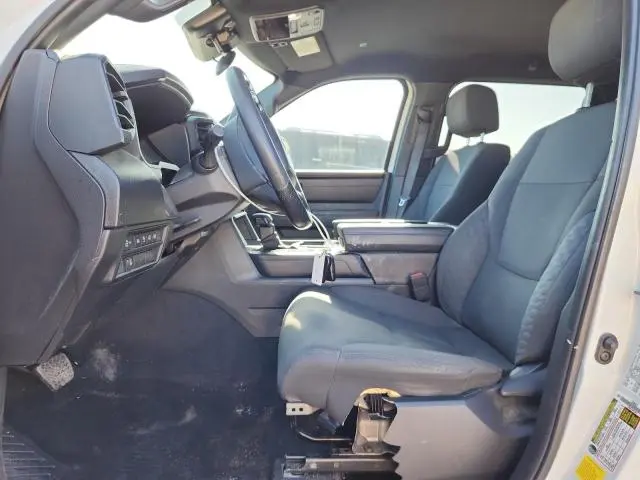 2025 TOYOTA TUNDRA CREWMAX SR  